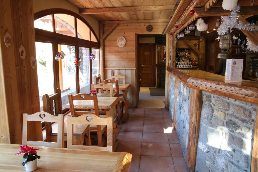 德拉宝斯特酒店 瓦卢瓦尔 外观 照片